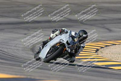 media/Oct-06-2024-Race Pace (Sun) [[d7d39ec7ad]]/9-Bowl Exit (940am)/